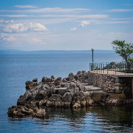 Апартаменты Ritual - 20m From The Sea Ловран